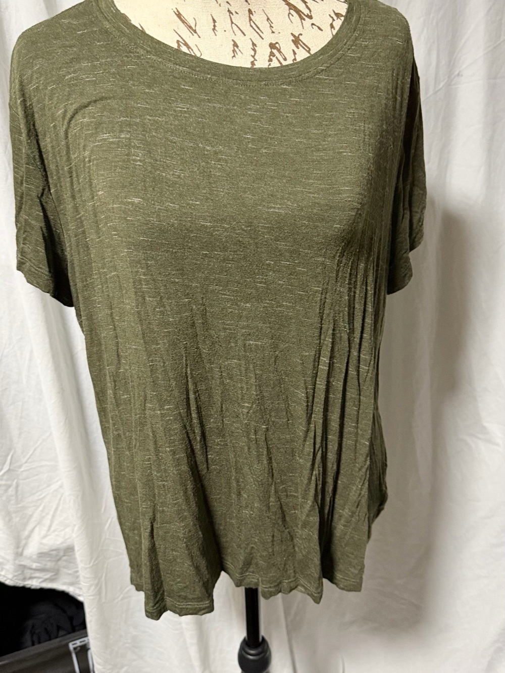Avia Olive Green Heathered Short Sleeve Tee // Casual Athleisure Size XL